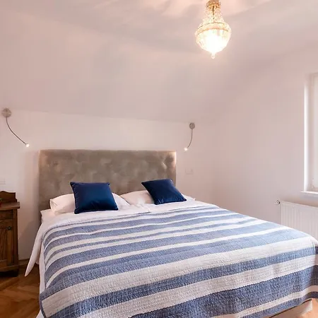 Vila Sejalec Lesce (Upper Carniola)