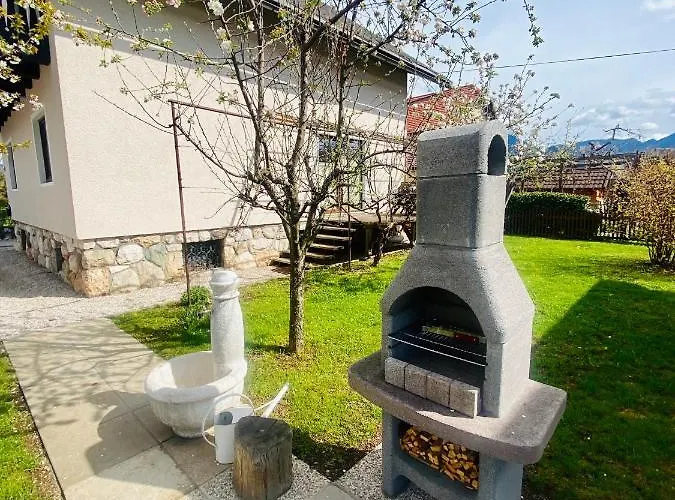 Vila Sejalec * Lesce (Upper Carniola)